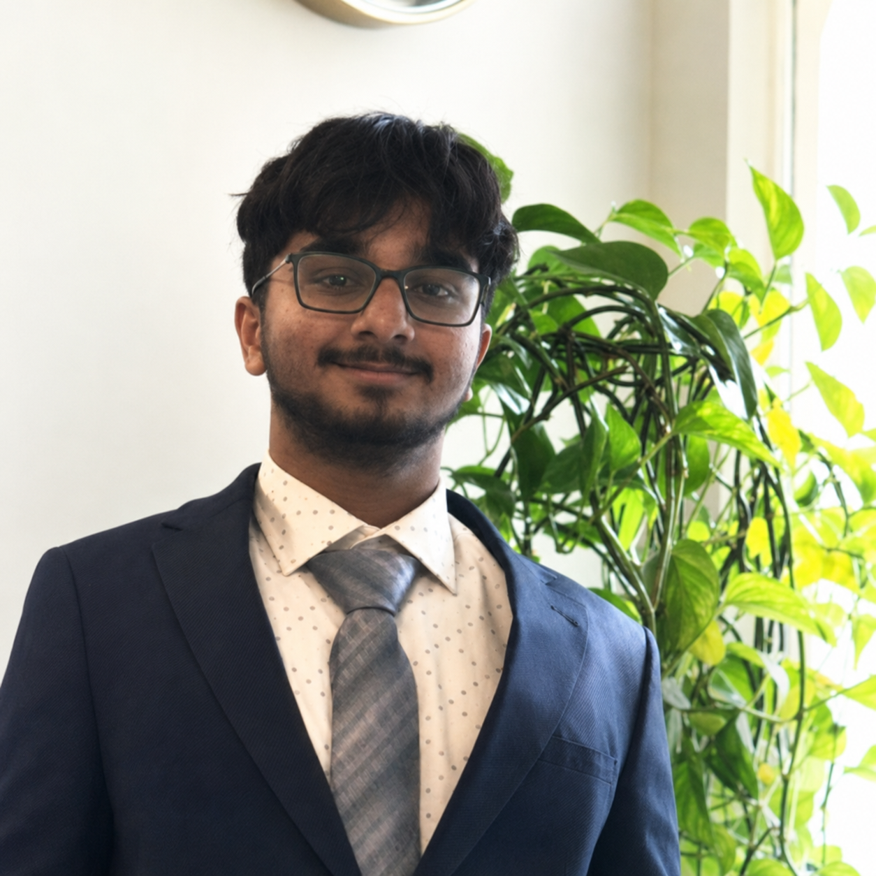 Portrait of Arhum, MAS Math & Computing Academy tutor